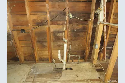 507 E Cherry Avenue, Robertsville, MO 65066 - Photo 7