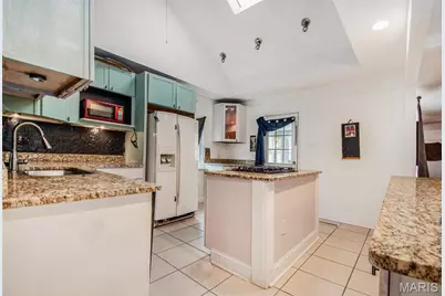 6411 Hancock Avenue, Saint Louis, MO 63139 - Photo 17