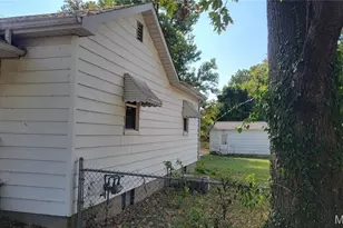 7120 Bancroft Ave, Saint Louis, MO 63109 - Photo 3