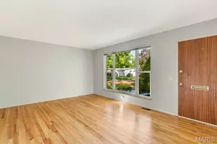 420 Humes Ln, Florissant, MO 63031 - Photo 7