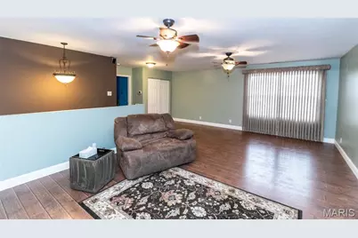 116 Pioneer Drive, Oakville, MO 63129 - Photo 23