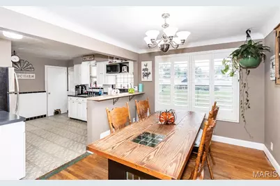 116 Pioneer Drive, Oakville, MO 63129 - Photo 7