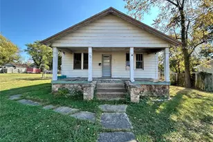 132 Virginia St, Sullivan, MO 63080 - Photo 1