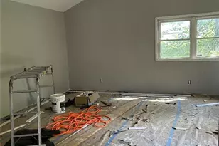 404 Lancashire Rd, Saint Louis, MO 63137 - Photo 3