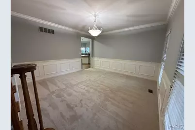 570 Castle Ridge Drive, Ballwin, MO 63021 - Photo 39