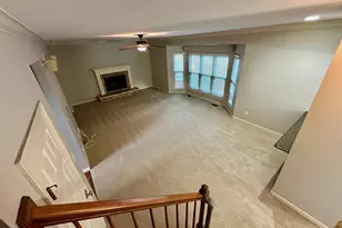 570 Castle Ridge Dr, Ballwin, MO 63021 - Photo 3