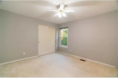 570 Castle Ridge Drive, Ballwin, MO 63021 - Photo 17