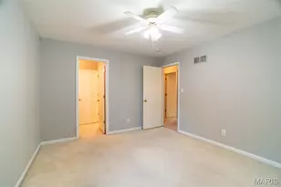 570 Castle Ridge Dr, Ballwin, MO 63021 - Photo 21