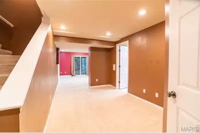 570 Castle Ridge Drive, Ballwin, MO 63021 - Photo 33