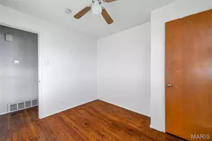 9014 Ellison Dr, Jennings, MO 63136 - Photo 25