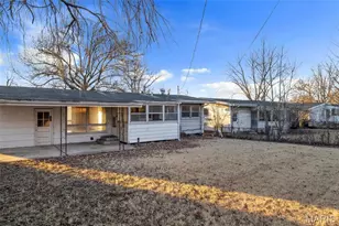 9014 Ellison Dr, Jennings, MO 63136 - Photo 35