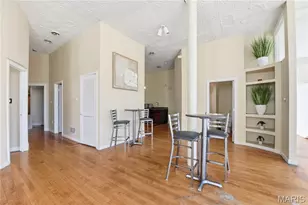 4515 Olive St, Saint Louis, MO 63108 - Photo 9