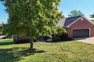 1154 Riverwoods Dr, Desloge, MO 63628 - Photo 3