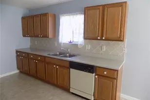 10202 Carlton Pl, Mehlville, MO 63123 - Photo 3