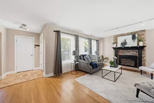 955 Mulberry Ln, Saint Louis, MO 63130 - Photo 5