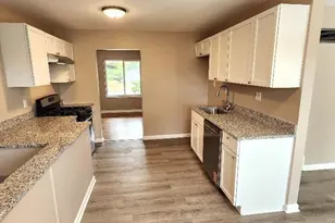 2241 Luxmore Dr, Saint Louis, MO 63136 - Photo 5