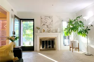 539 Coeur De Royale Dr, Creve Coeur, MO 63141 - Photo 5