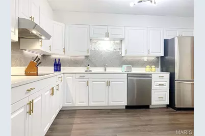 539 Coeur De Royale Drive #105, Creve Coeur, MO 63141 - Photo 11