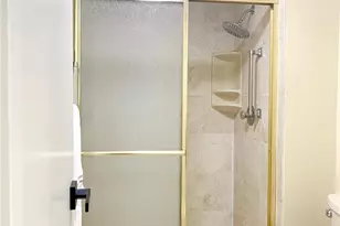 539 Coeur De Royale Dr, Creve Coeur, MO 63141 - Photo 19