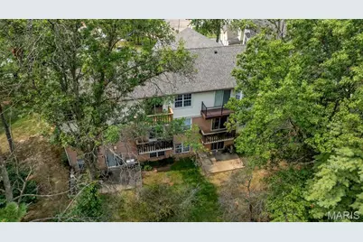 10903 Village Grove Drive #D, Saint Louis, MO 63123 - Photo 21