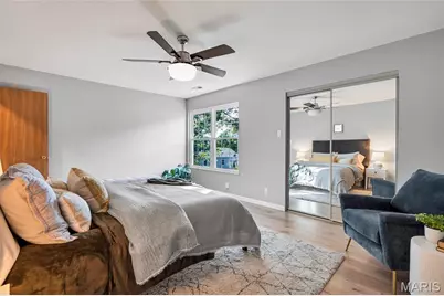 10903 Village Grove Drive #D, Saint Louis, MO 63123 - Photo 15