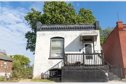 949 Canaan Avenue, Saint Louis, MO 63147 - Photo 1