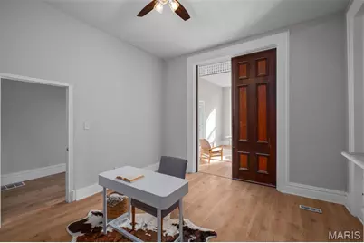 1725 Oregon Place, Saint Louis, MO 63104 - Photo 11