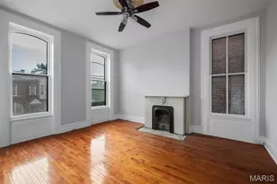 1725 Oregon Pl, Saint Louis, MO 63104 - Photo 23