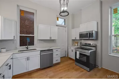 1725 Oregon Place, Saint Louis, MO 63104 - Photo 17