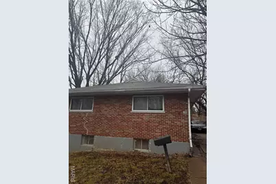 243 Chambers Road, Saint Louis, MO 63137 - Photo 1