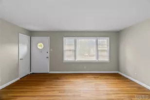 1006 Highmont Dr, Ferguson, MO 63135 - Photo 7