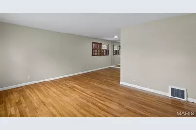 1006 Highmont Drive, Ferguson, MO 63135 - Photo 3