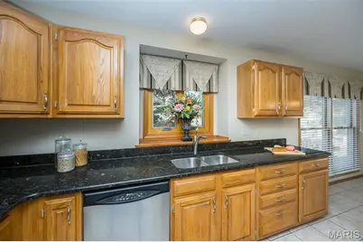 1324 Riverdale Circle, Chesterfield, MO 63005 - Photo 13