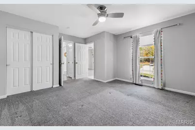 919 Locksley Manor Drive, Lake Saint Louis, MO 63367 - Photo 37