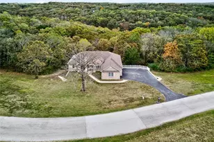 406 Huntington Trails Dr, Unincorporated, MO 63028 - Photo 53