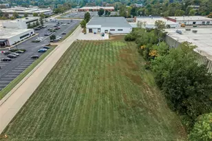 1160 Walters Way Ln, Olivette, MO 63132 - Photo 15