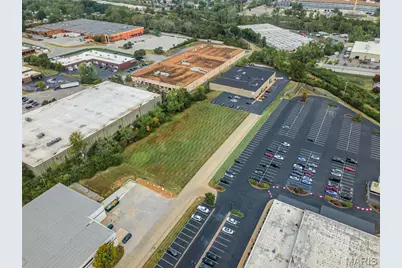 1160 Walters Way Lane, Olivette, MO 63132 - Photo 11