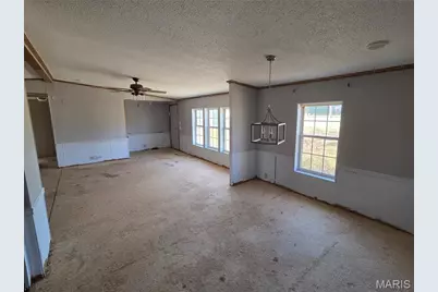 698 Ridge Road, Troy, MO 63379 - Photo 7