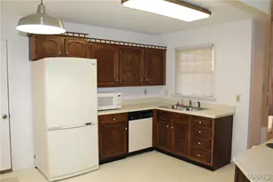 1019 Claytonbrook Dr, Ballwin, MO 63011 - Photo 19