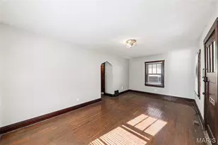 5203 Dewey Ave, Saint Louis, MO 63116 - Photo 7