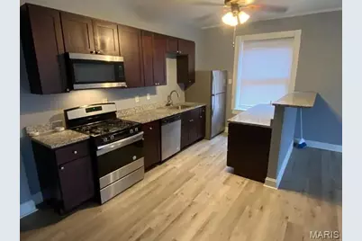 3008 Henrietta Street, Saint Louis, MO 63104 - Photo 3