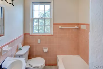 3815 Melba Place, Saint Louis, MO 63121 - Photo 11