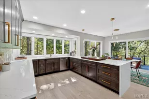 2239 Samuel Stuart Ct, Clarkson Valley, MO 63005 - Photo 7