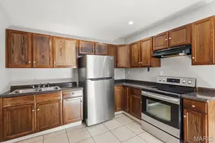 4707 Ray Ave, Saint Louis, MO 63116 - Photo 9