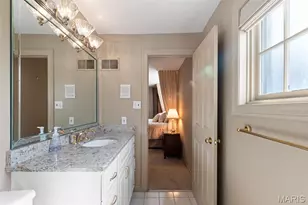 13 Balcon Estates, Creve Coeur, MO 63141 - Photo 19