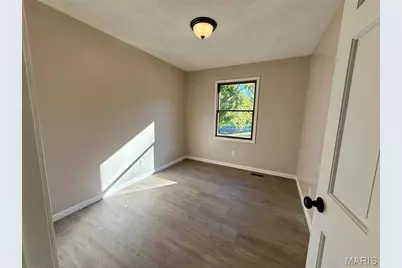 1927 Owens Avenue, Hannibal, MO 63401 - Photo 9