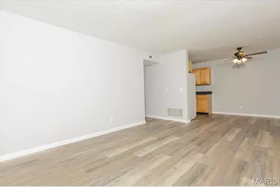 1468 Hawks Nest Court #C, Saint Charles, MO 63303 - Photo 5