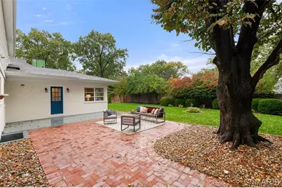 9015 Greenridge Drive, Richmond Heights, MO 63117 - Photo 27