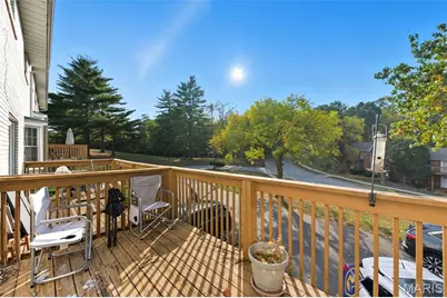 5788 Westphalia Lane, Oakville, MO 63129 - Photo 17