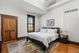 2429 McNair Ave, Saint Louis, MO 63104 - Photo 13